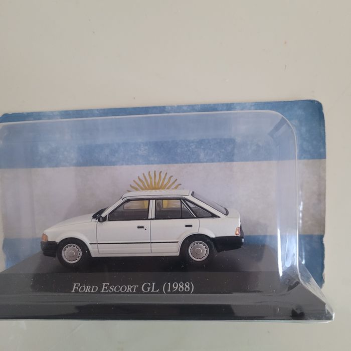 Carro miniatura Ford