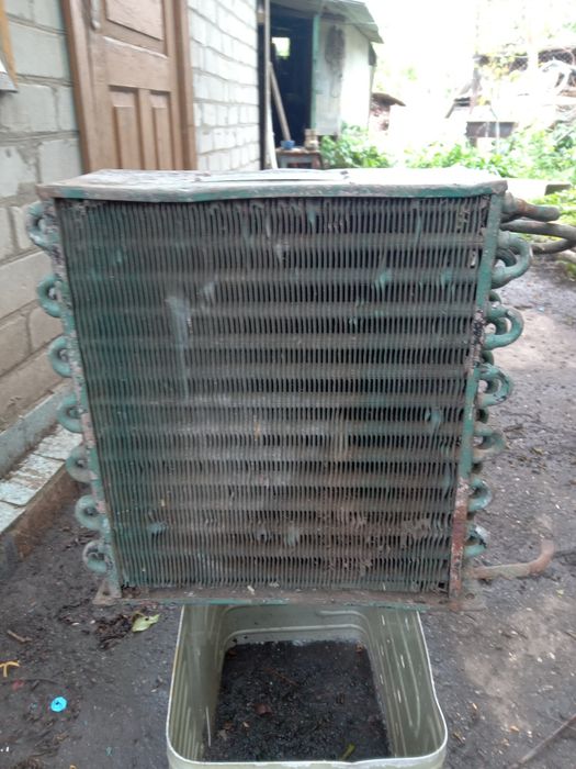 Продам конденсатор  фак1,5