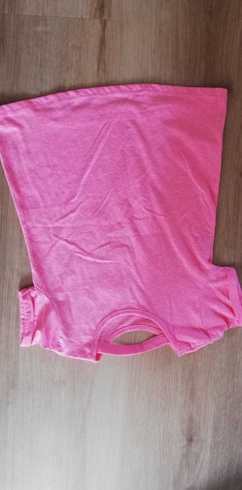 Koszulki / T-shirt dla bliźniczek r. 122 / 128 z 5-10-15