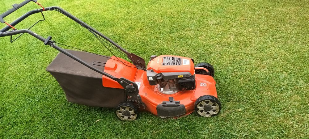 Corta relva Husvarna