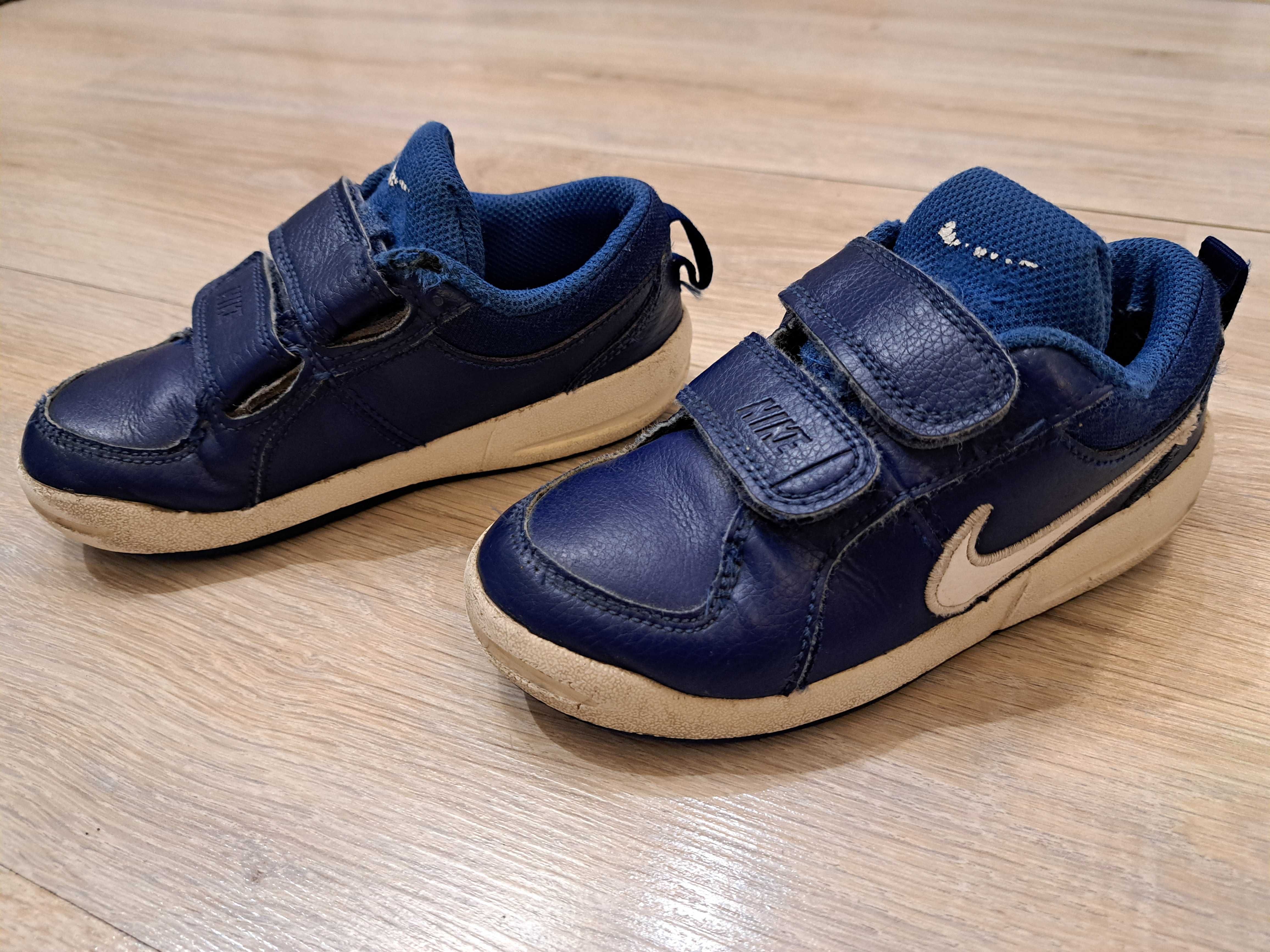 Buty, adidasy Nike na rzep, rozm. 27,5