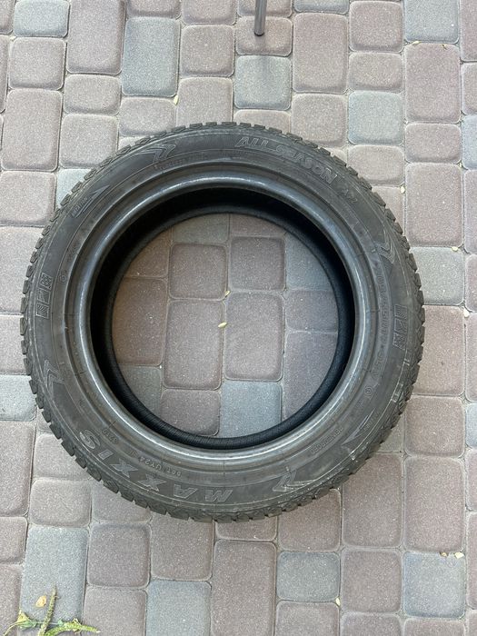 Maxxis 205/55/17