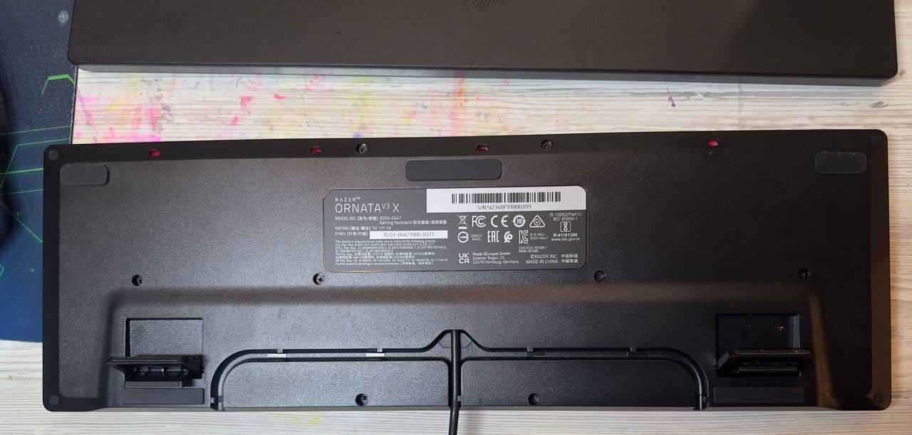 Продаю клавиатуру  Razer Ornata v 3 x