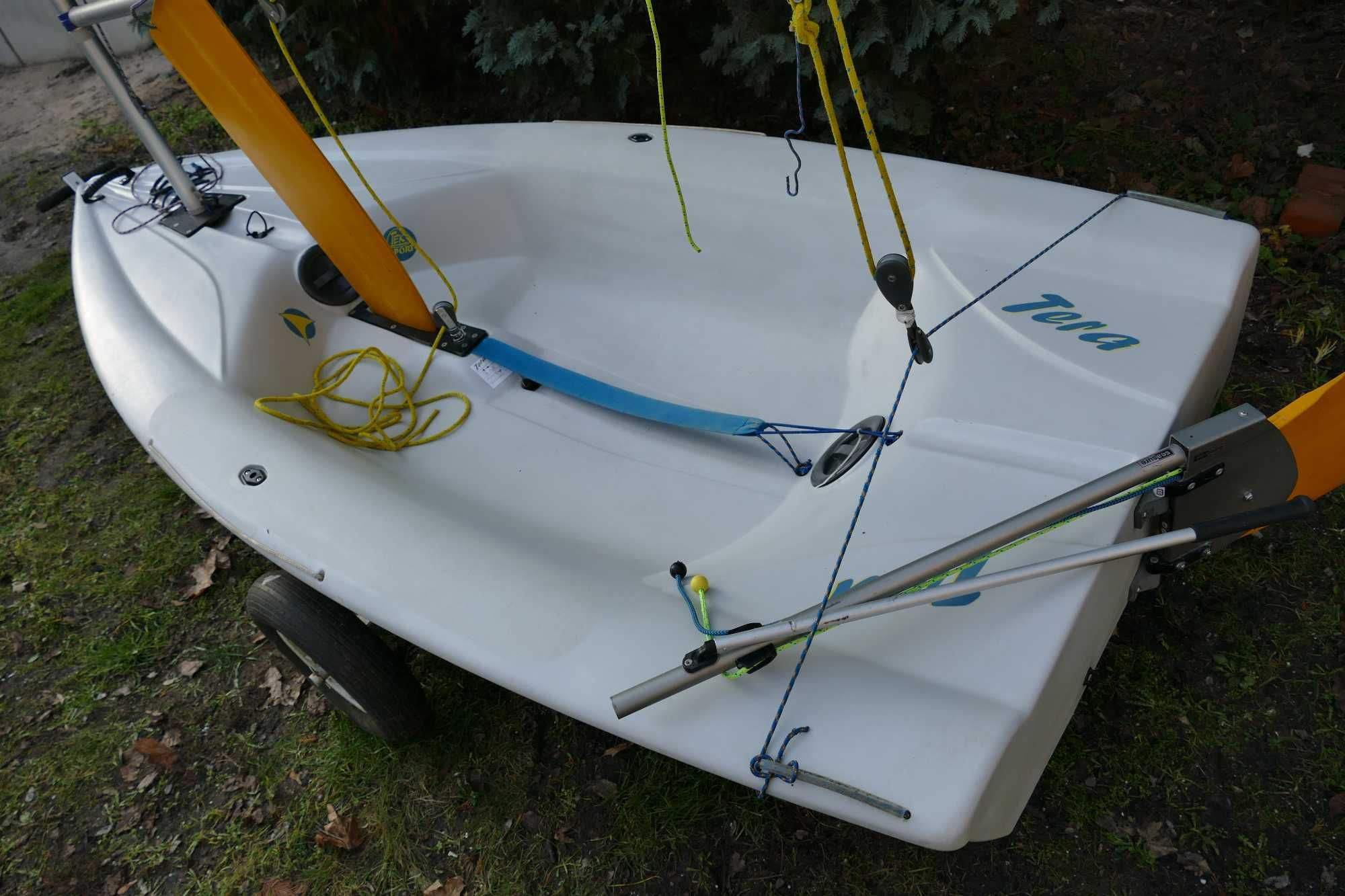 Żaglówka łódź żaglowa RS Tera polietylen 2.87m + wózek