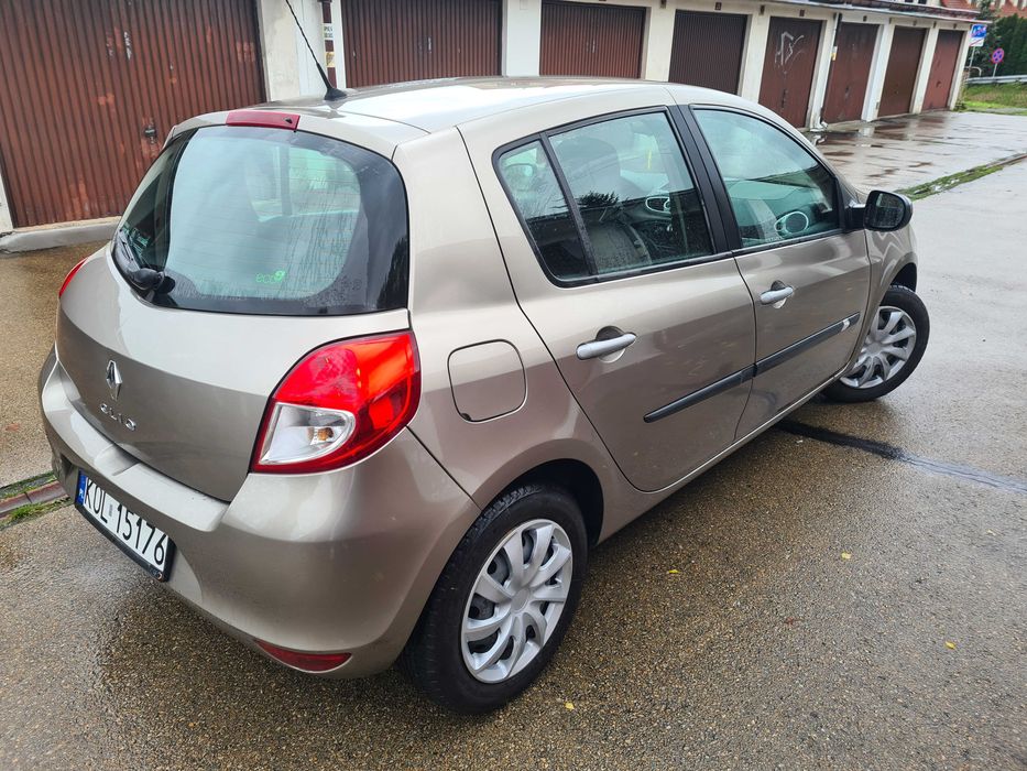Renault Clio zadbany samochód polecam