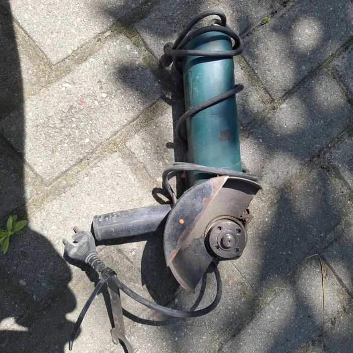 Szlifierka kątowa bez oznaczeń modelu