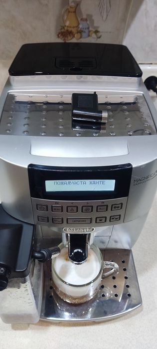 Кофемашина Delonghi Magnifica S Cappuccino