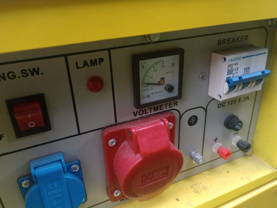 Agregat prądotwórczy 7.5 Kw  4 razy użyty podczas wyjazdu kempingowego