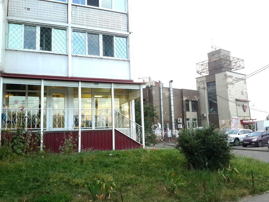 Актуальна оренда ФАСАД нежитлове 80м власник б/комісій Метро 5хв пішки