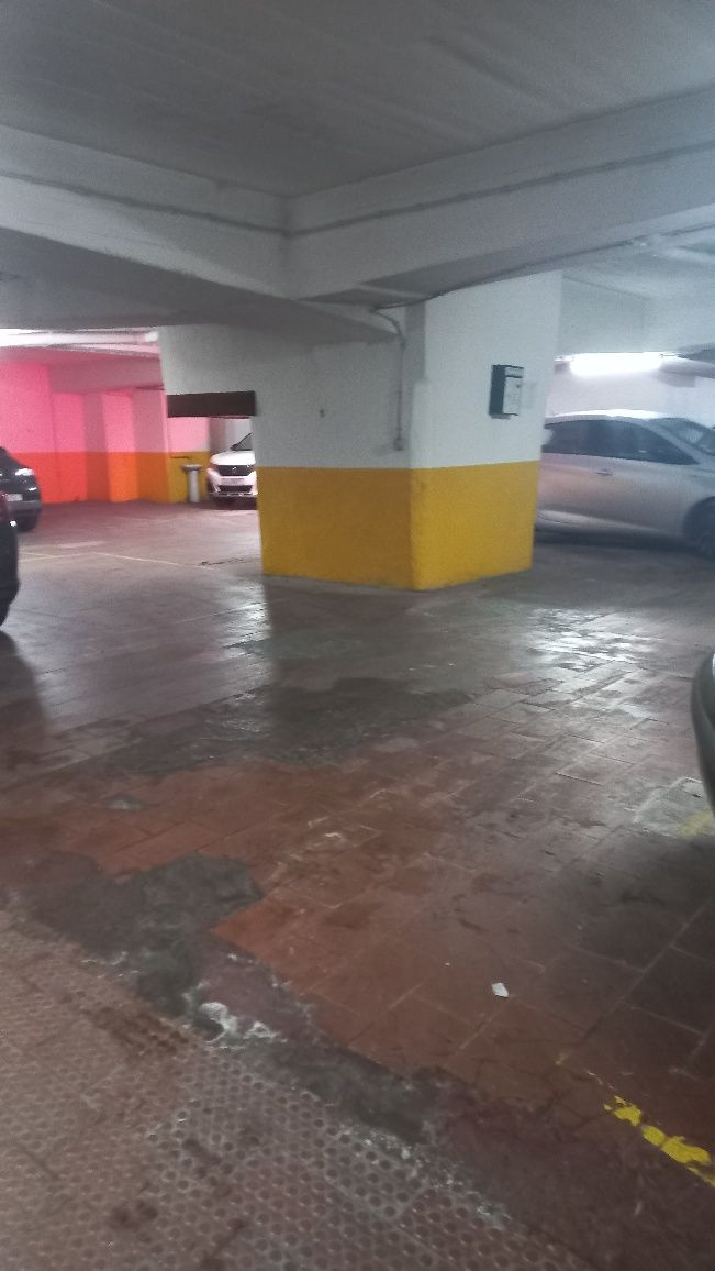 Amadora Lugar  de garagem