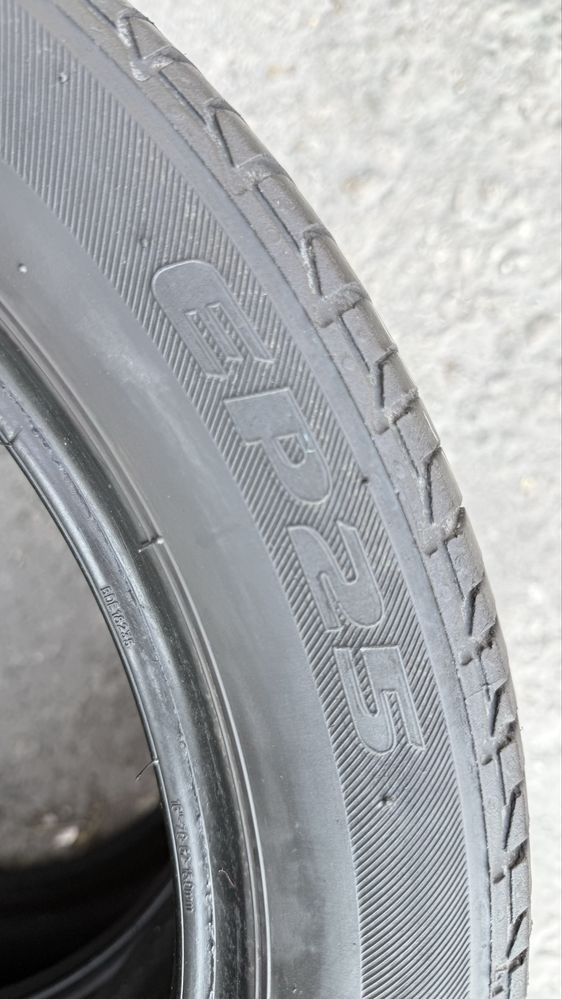 Pneus 195/50r16 Bridgestone Ecopia EP25 com 75% piso