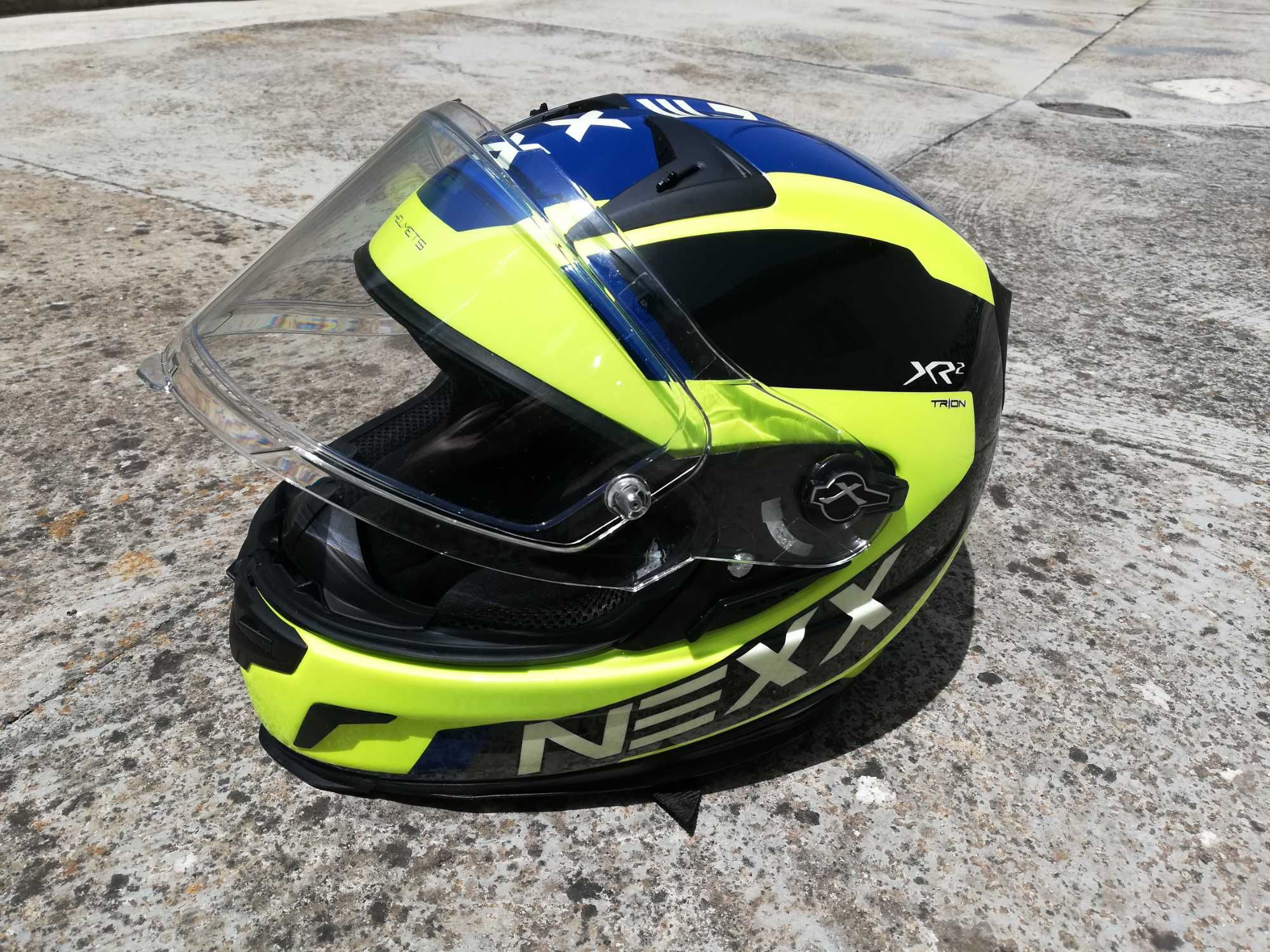 Capacete nexx neon