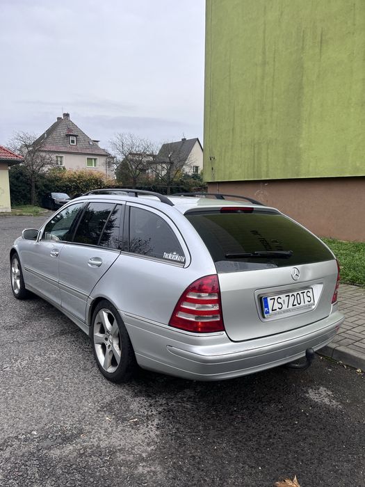 Mercedes C320 w203 3.0cdi v6 Manual Kombi Bezwypadkowy
