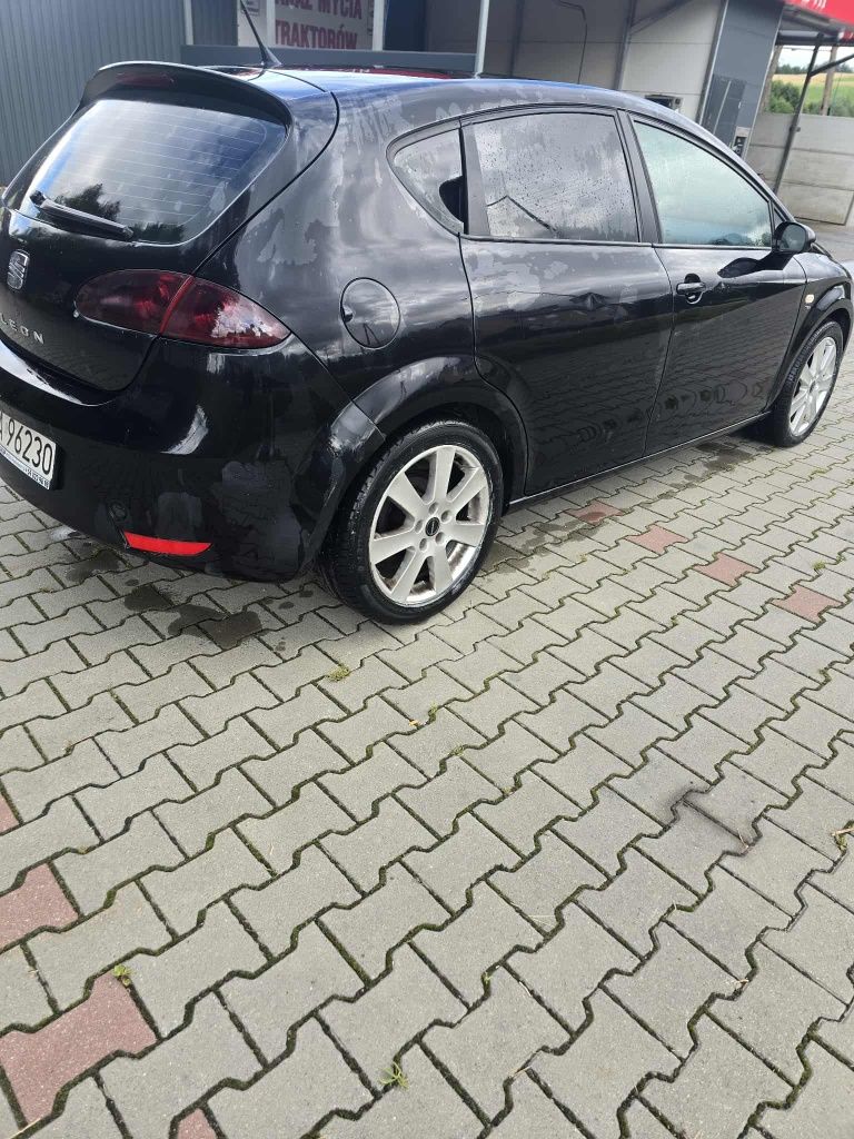 Sprzedam samochód seata leon