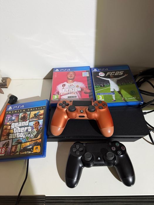 Vendo ps 4 como nova