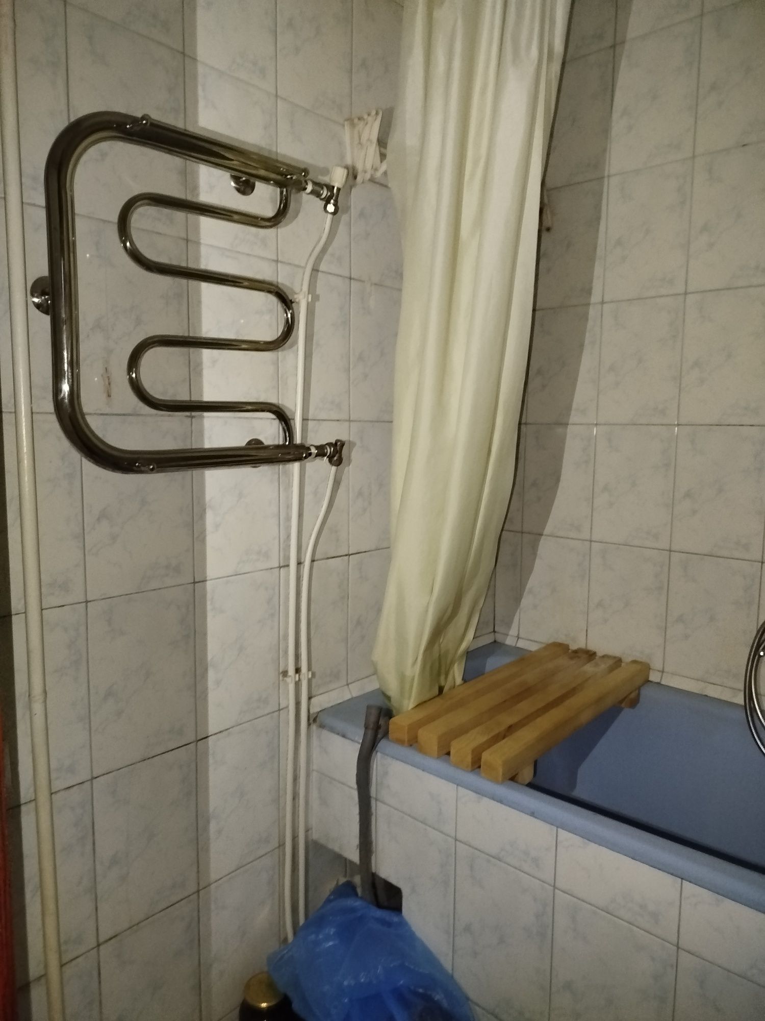 Продам 2х квартиру по вулиці Слободській