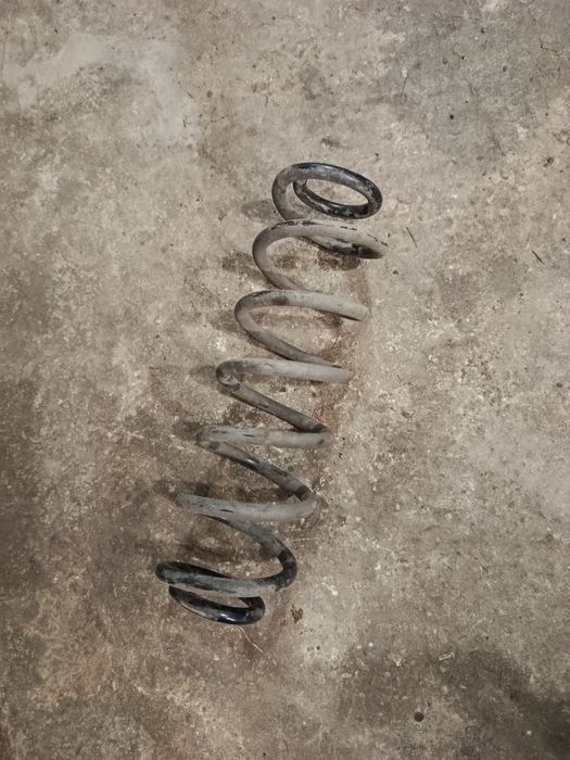 Пружина фольцваген Пассат б8