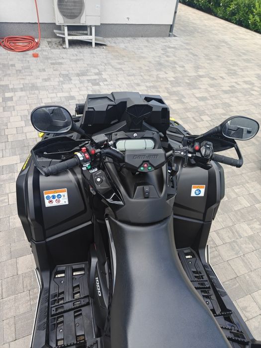 Can AM Outlander 1000 xtp Fox