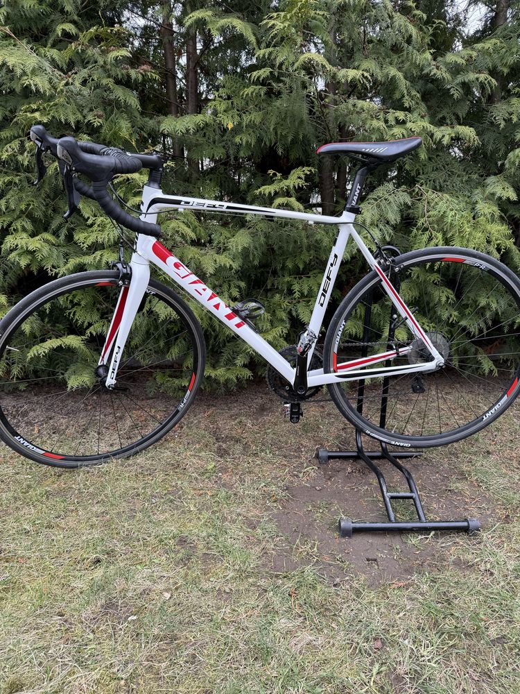 Kolarzówka/Rower szosowy GianT DeFy Shimano 105 (56cm)