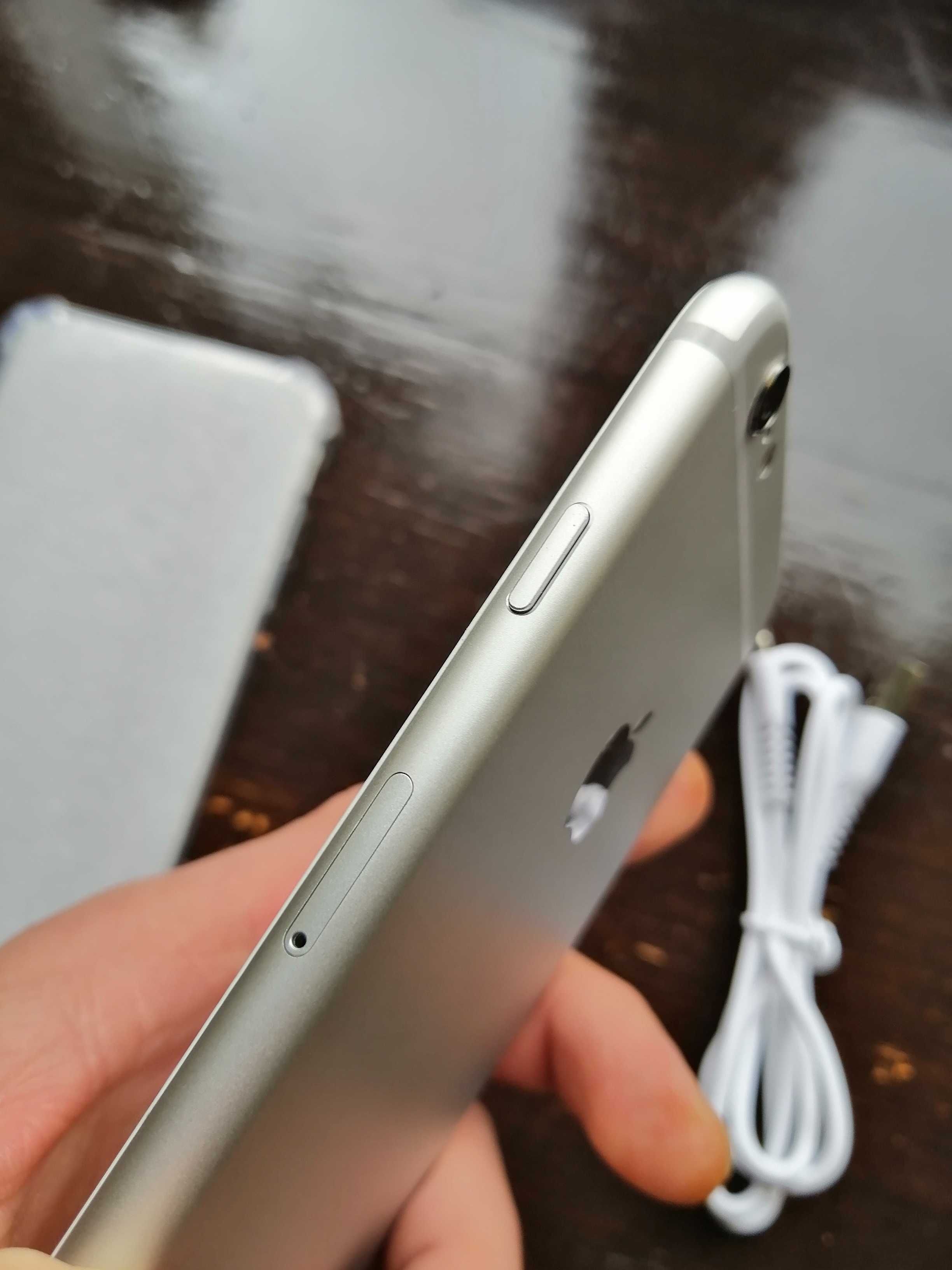 iPhone 6s Plus silver 32Gb був у використанні ідеальний стан