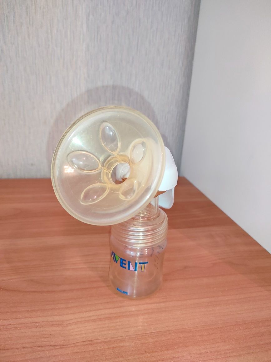 Молокоотсос Philips Avent молоковідсмоктувач Phillips Avent Philips