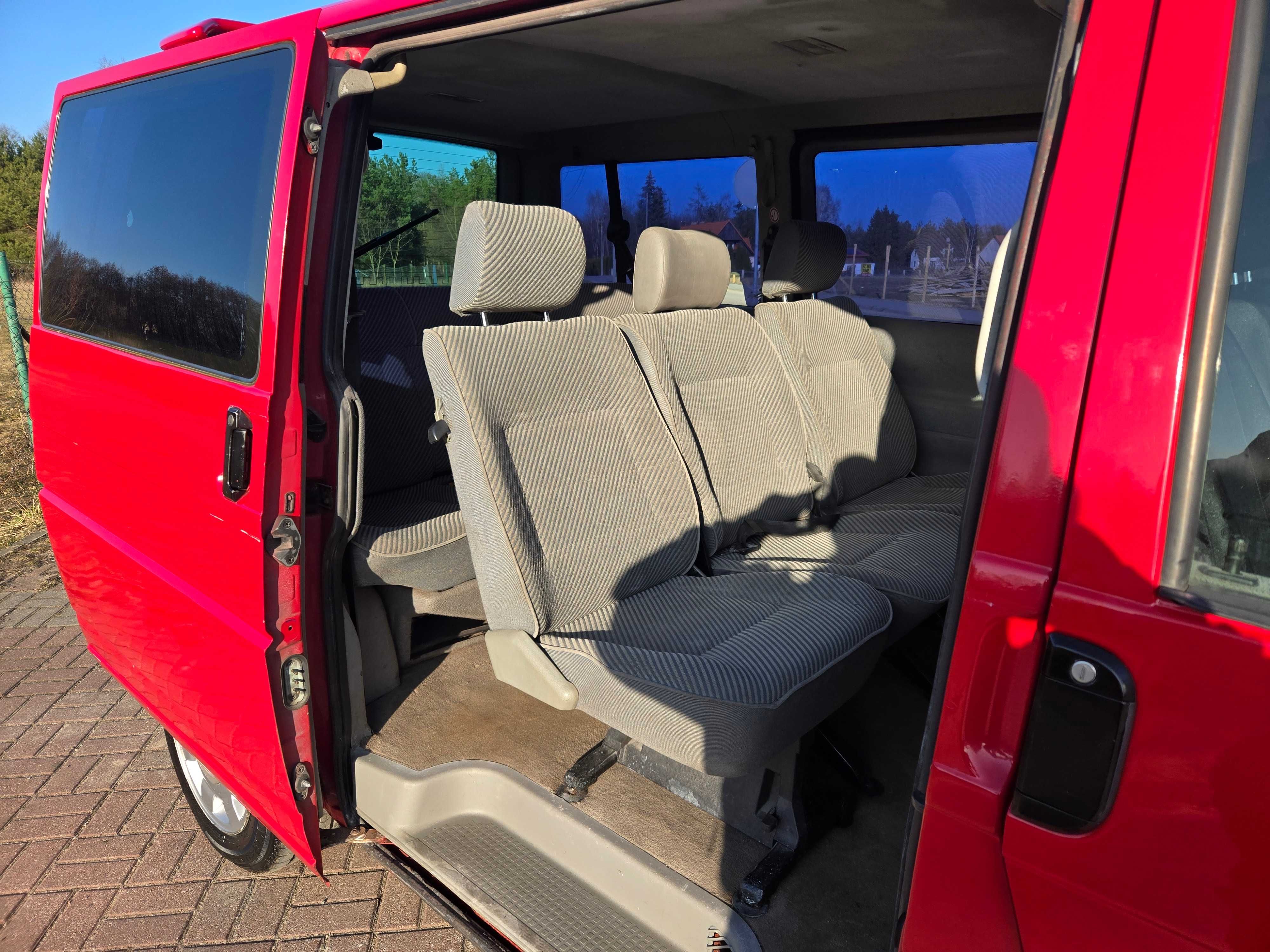 VW T4 Caravelle 2,5 TDI 102 KM