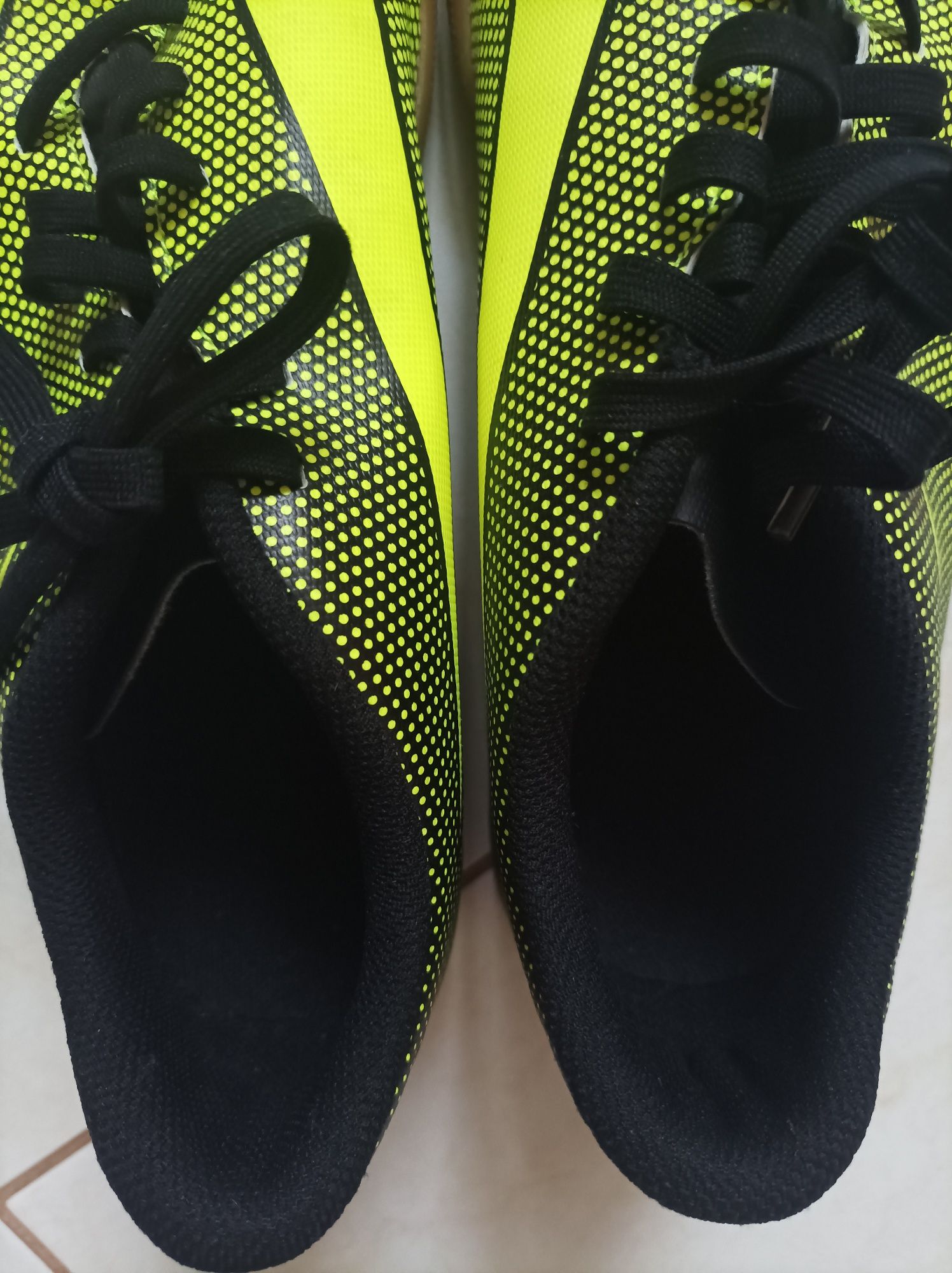 Buty halówki Nike r.40