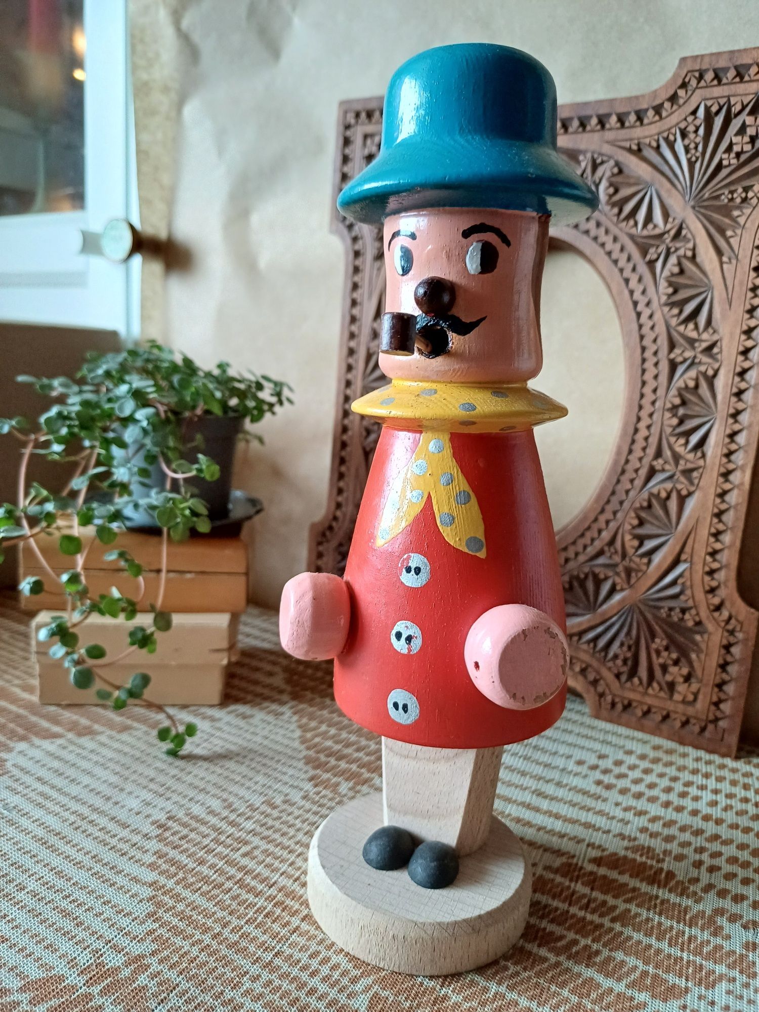 Nutcraker figurka drewniana vintage palacz kadzidełko dziadek retro