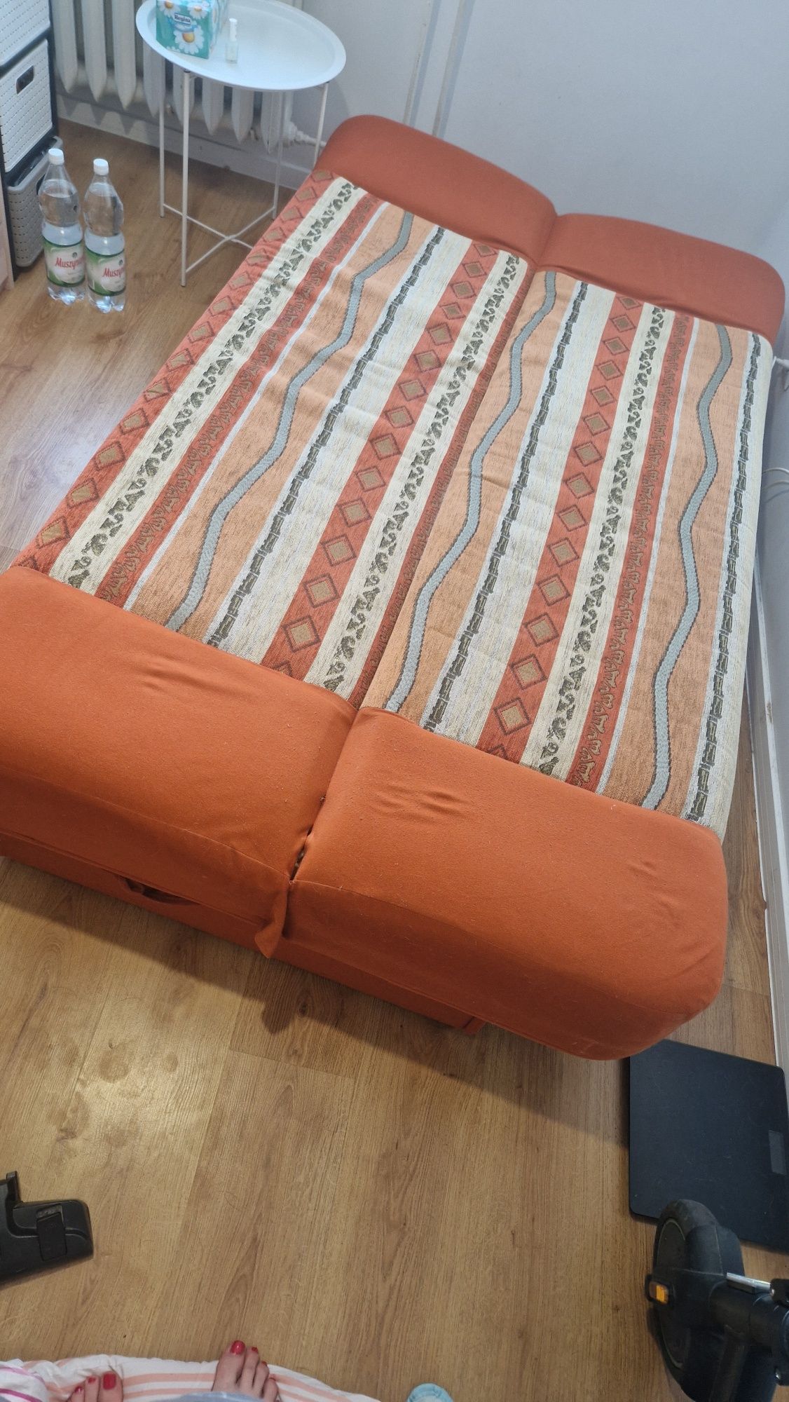 Oddam za darmo wersalke