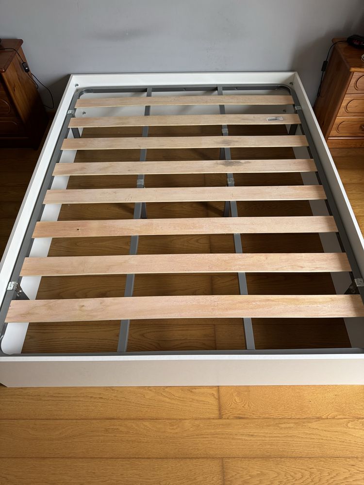 Estrado cama de casal