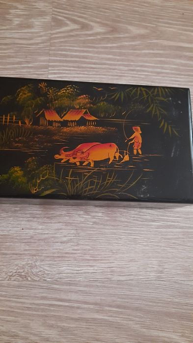 Шкатулка для украшений