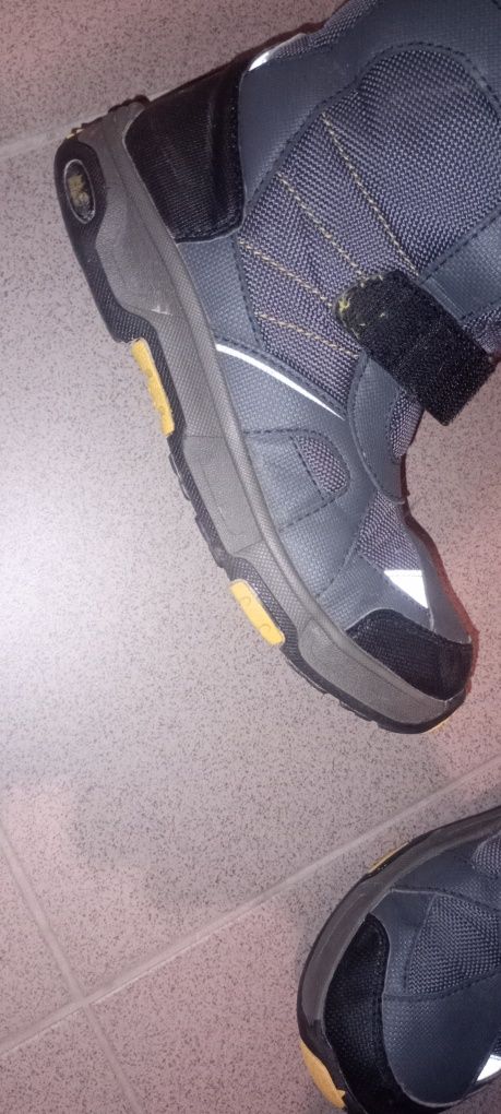 Buty zimowe Jack wolfskin rozmiar 34