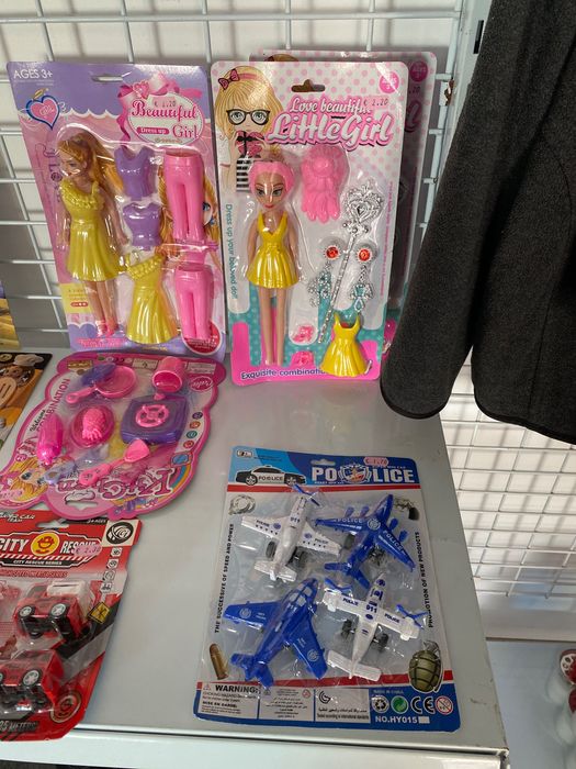 Brinquedos variados unidade 1,00€