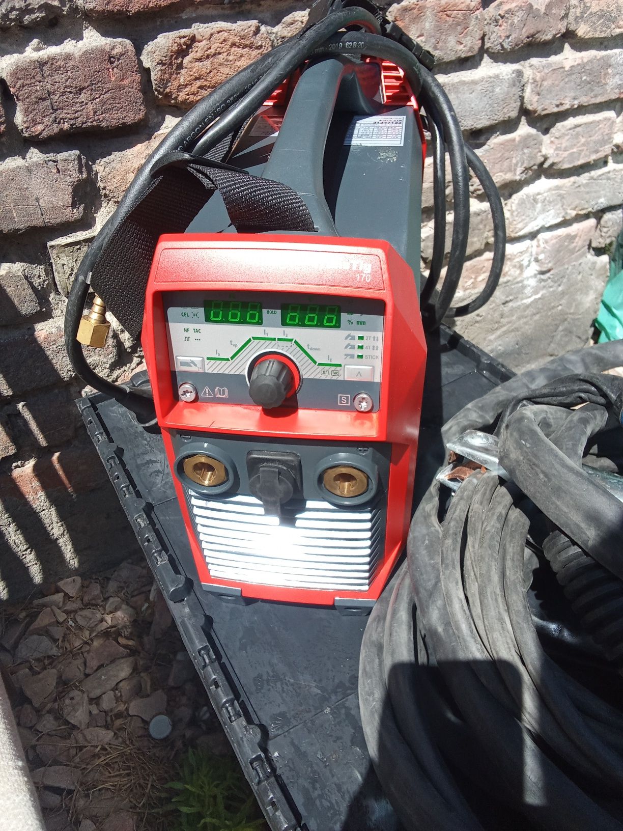 Spawarka inventerowa Fronius TransTig 170EF