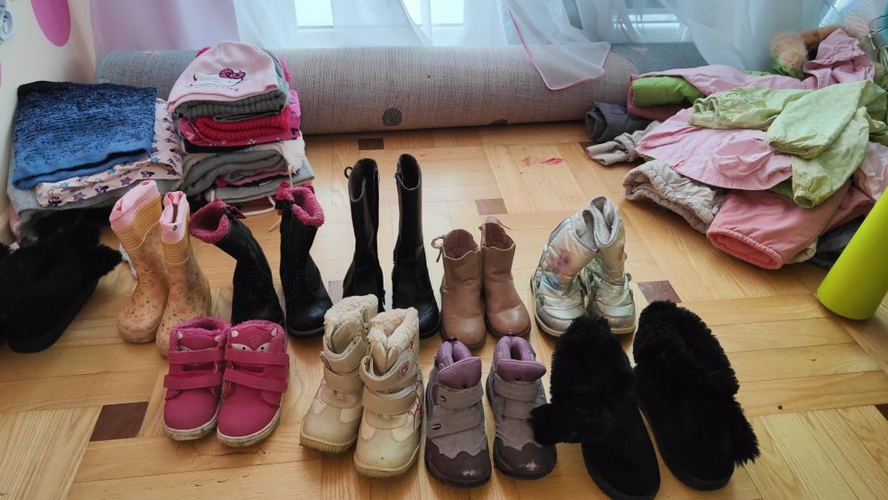 Zestaw za darmo kurtki czapki buty 25 26 27