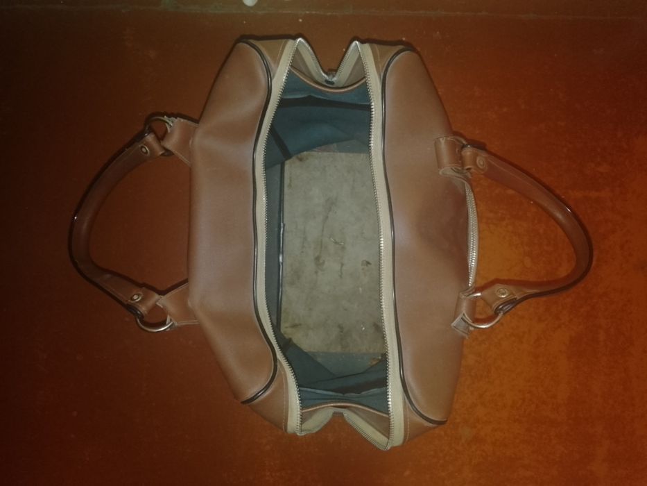 Продається портфель і сумка.