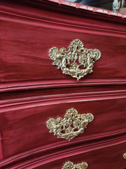 Cómoda Antiga em Estilo Dom José