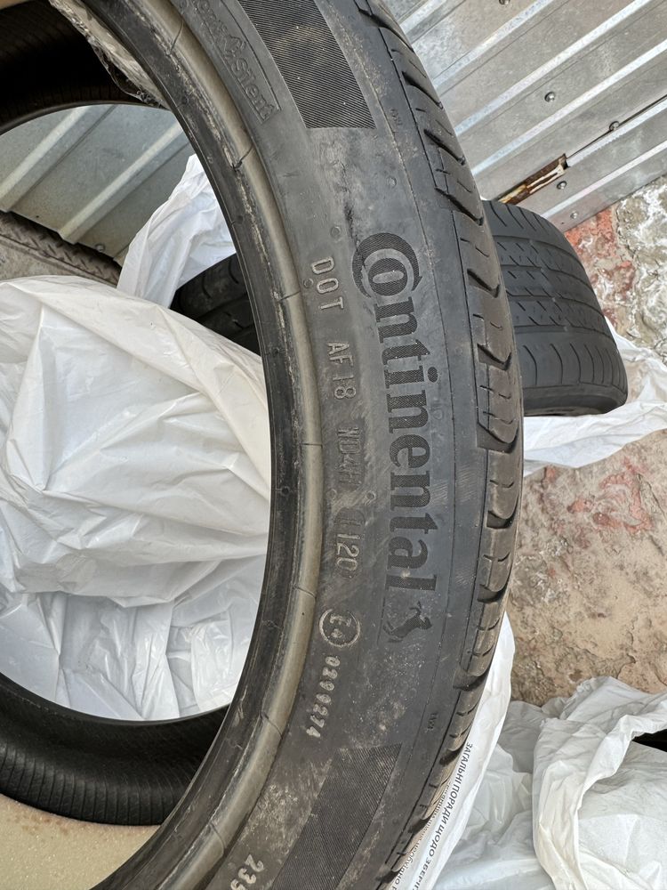 Продам резину 235/40 R19 Continental Pro Contact rx