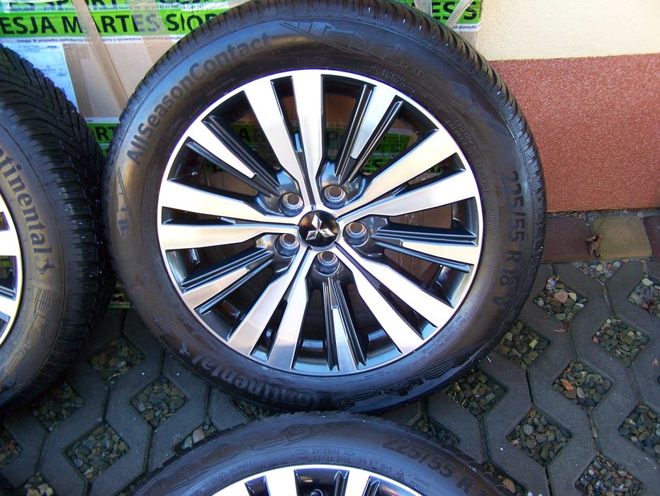 Perfekcyjne  Koła 18" Całoroczne TPMS  Mitsubishi Outlander 2,3 , ASX,