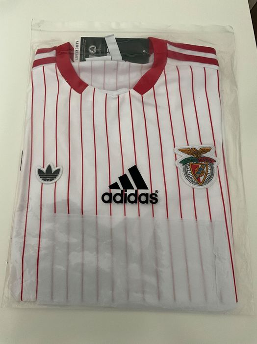 Camisola Benfica edição especial baseball