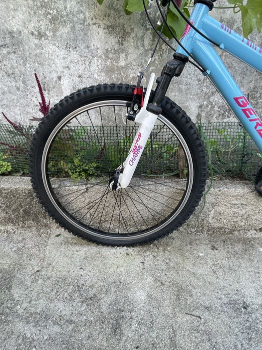 Bicicleta Berg para crianca roda 24