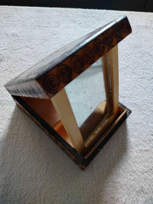 Szkatułka drewniana toaletka z PRL