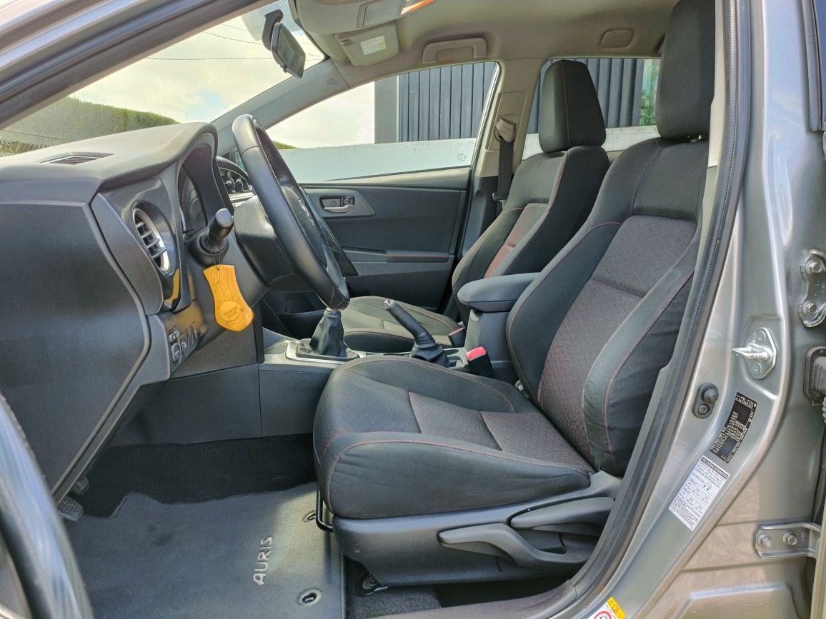Toyota Auris 1.4 D4D NACIONAL 2014