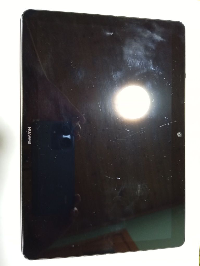 Huawei mediaPad T3 на запчастини