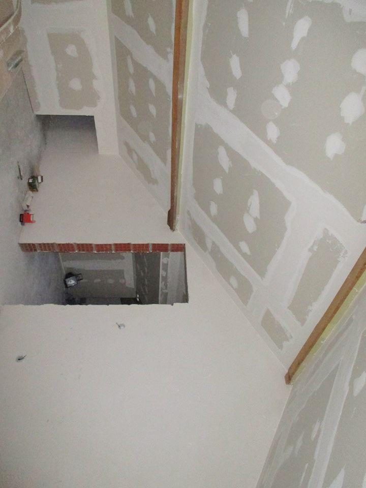 Telhados em painel sandwíche e todo o tipo de serviços