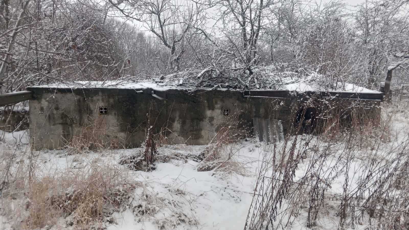 Терміново! Продам дачну ділянку в Селищі з цокольним поверхом.