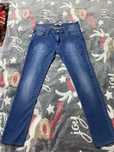 Niebieskie jeansy