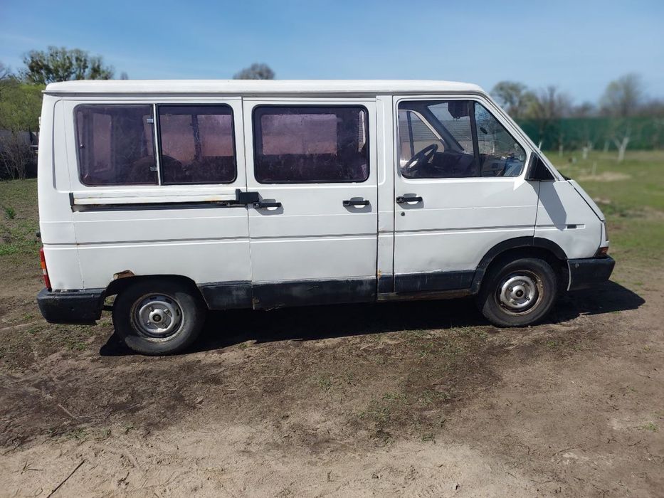 Бусик рено-трафік 1996рік