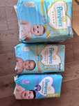 Pampers  nowe 4 opakowania