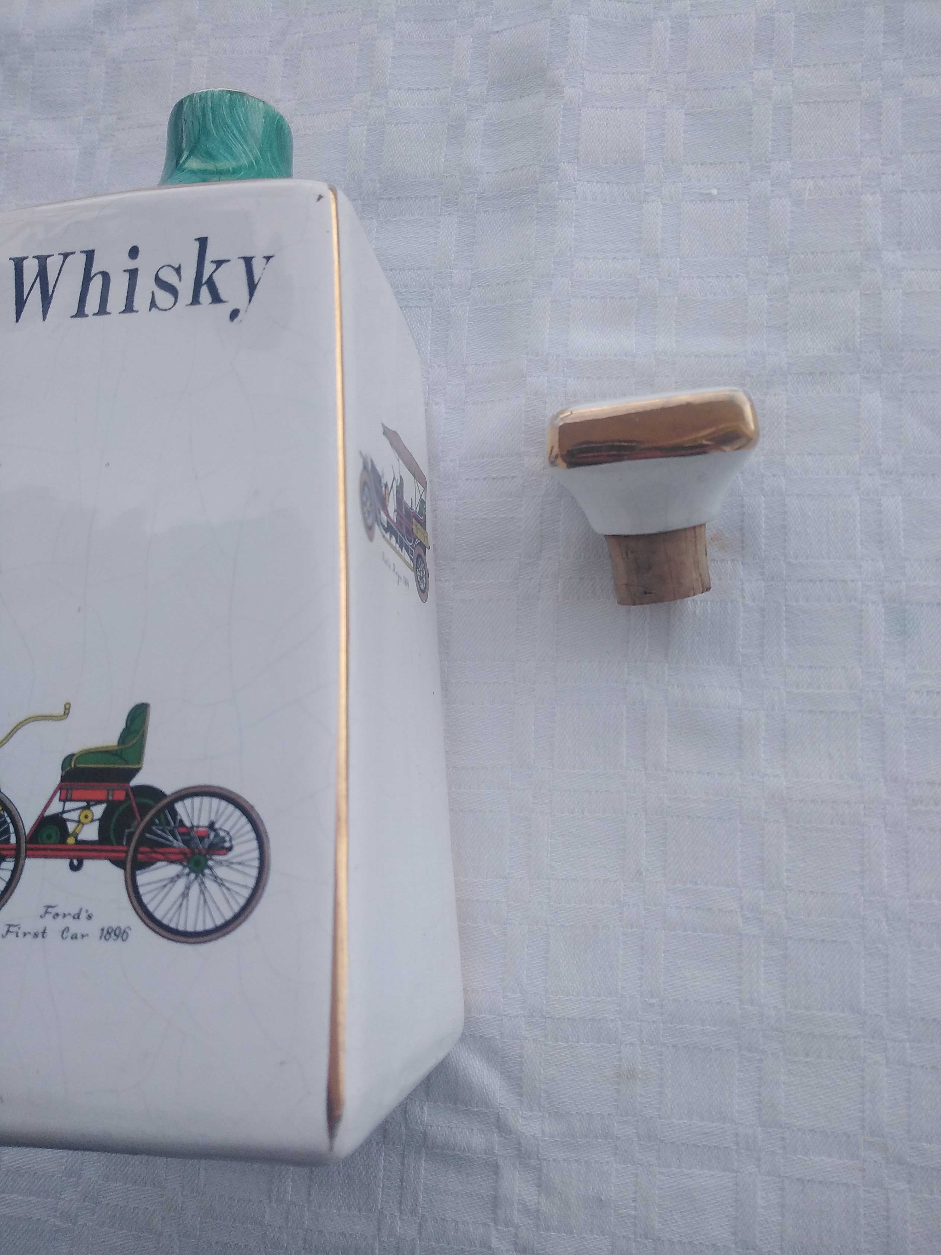 Garrafa de Cerâmica Para Whisky